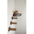 Corner cat bed dark