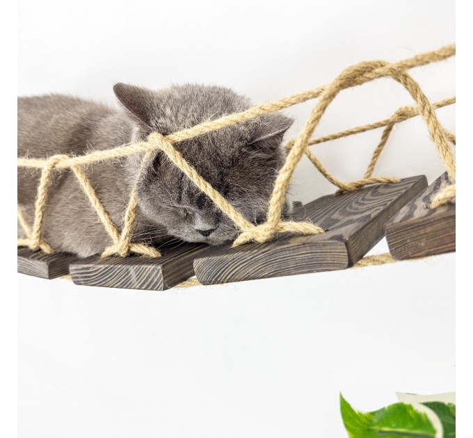 Comfortable wall-mounted cat bridge – custom gift for cat lovers